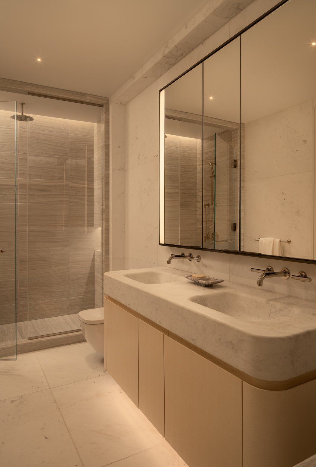 9900 S. Santa Monica Boulevard, No. 3A