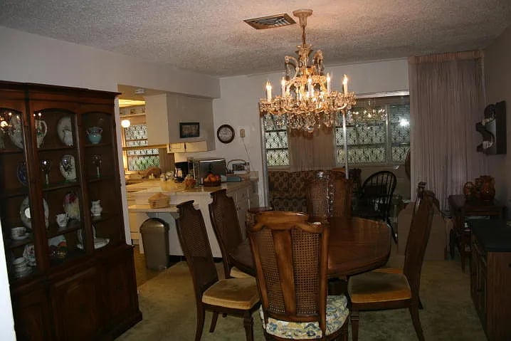 431 Wilma Cir