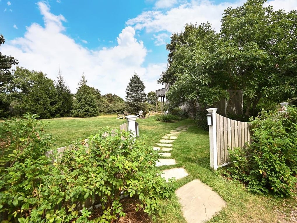 23 Coffins Field Rd