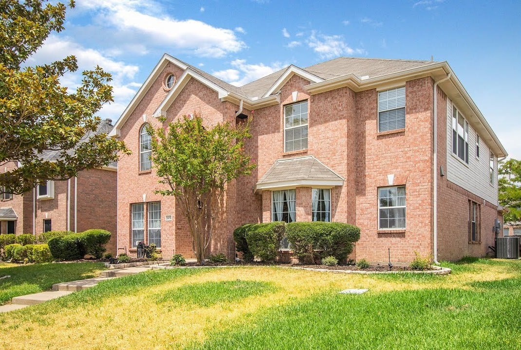 Video Walkthrough - 2413 Deer Horn Dr
