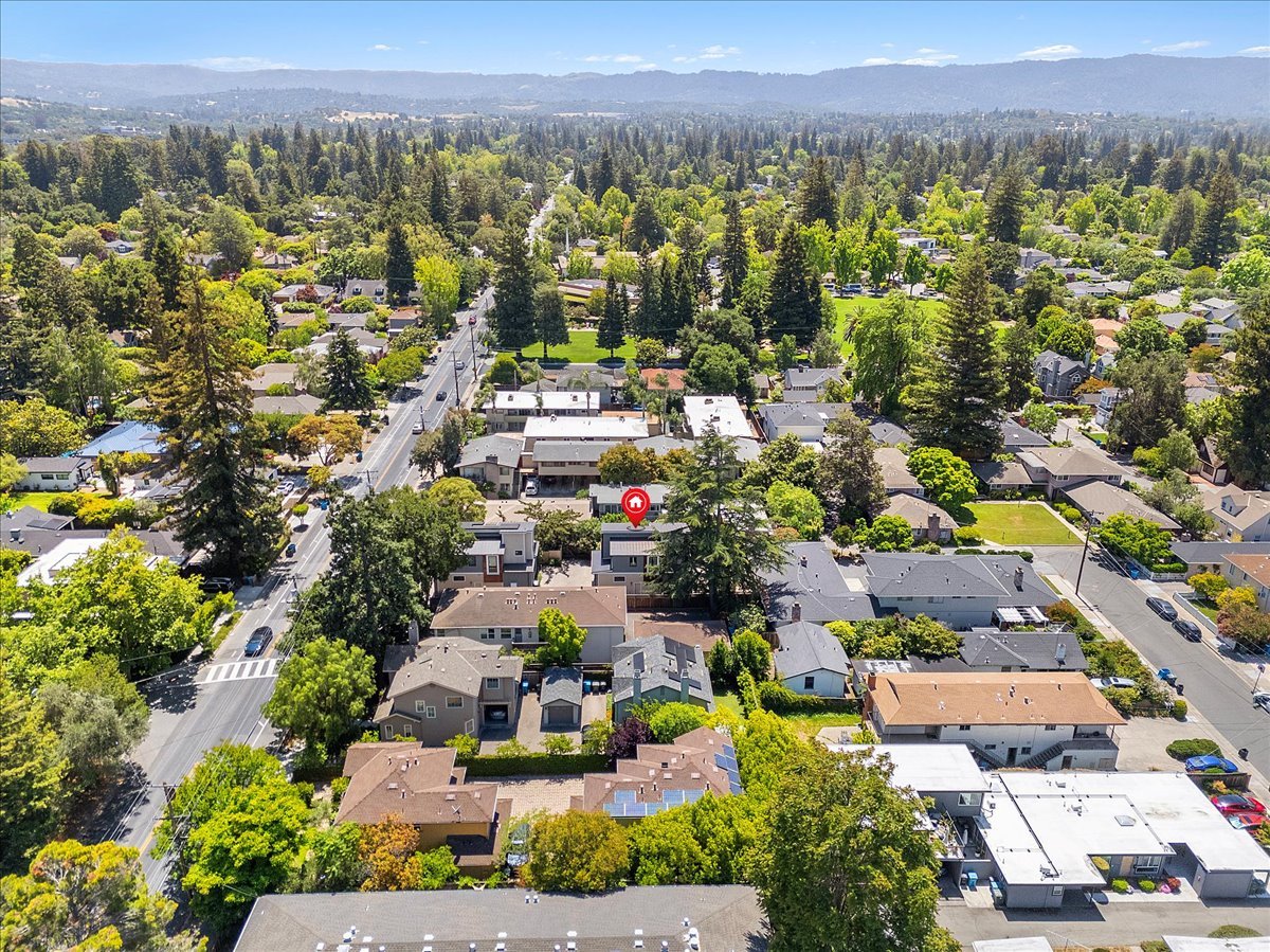 1002 Middle Avenue