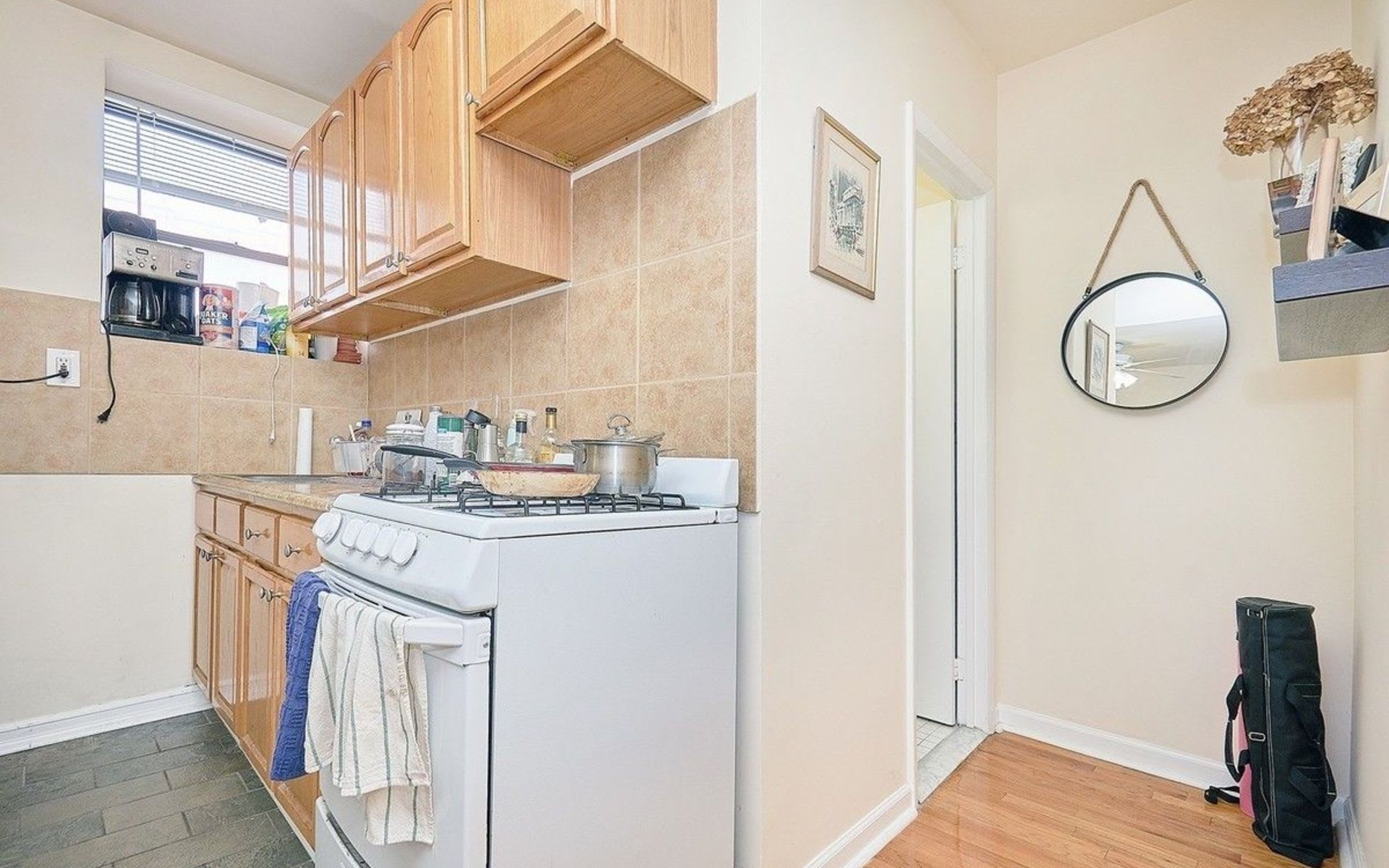 270 East 78th St, #9