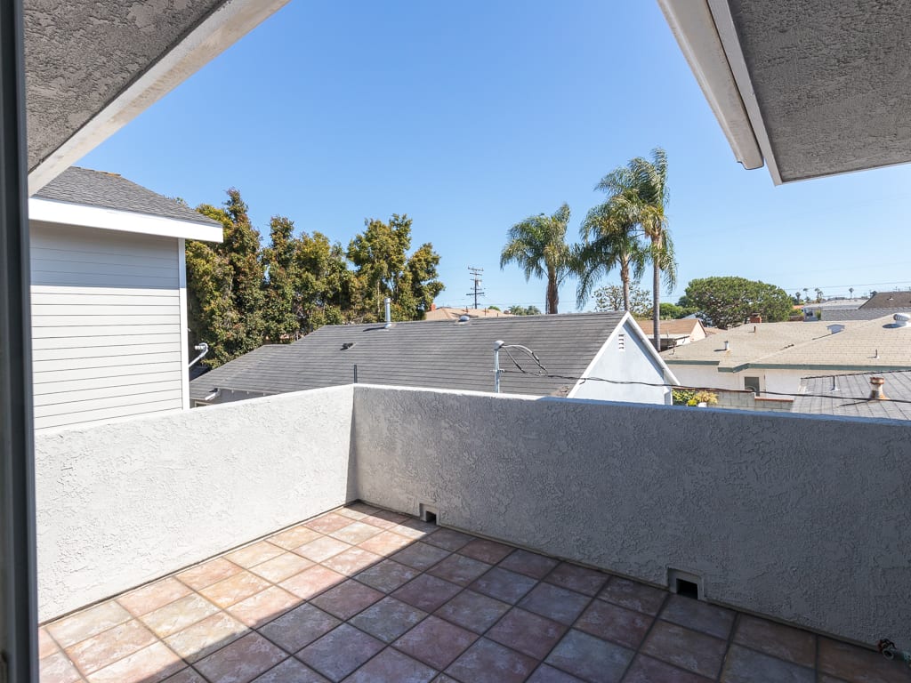 948 Loma Vista St