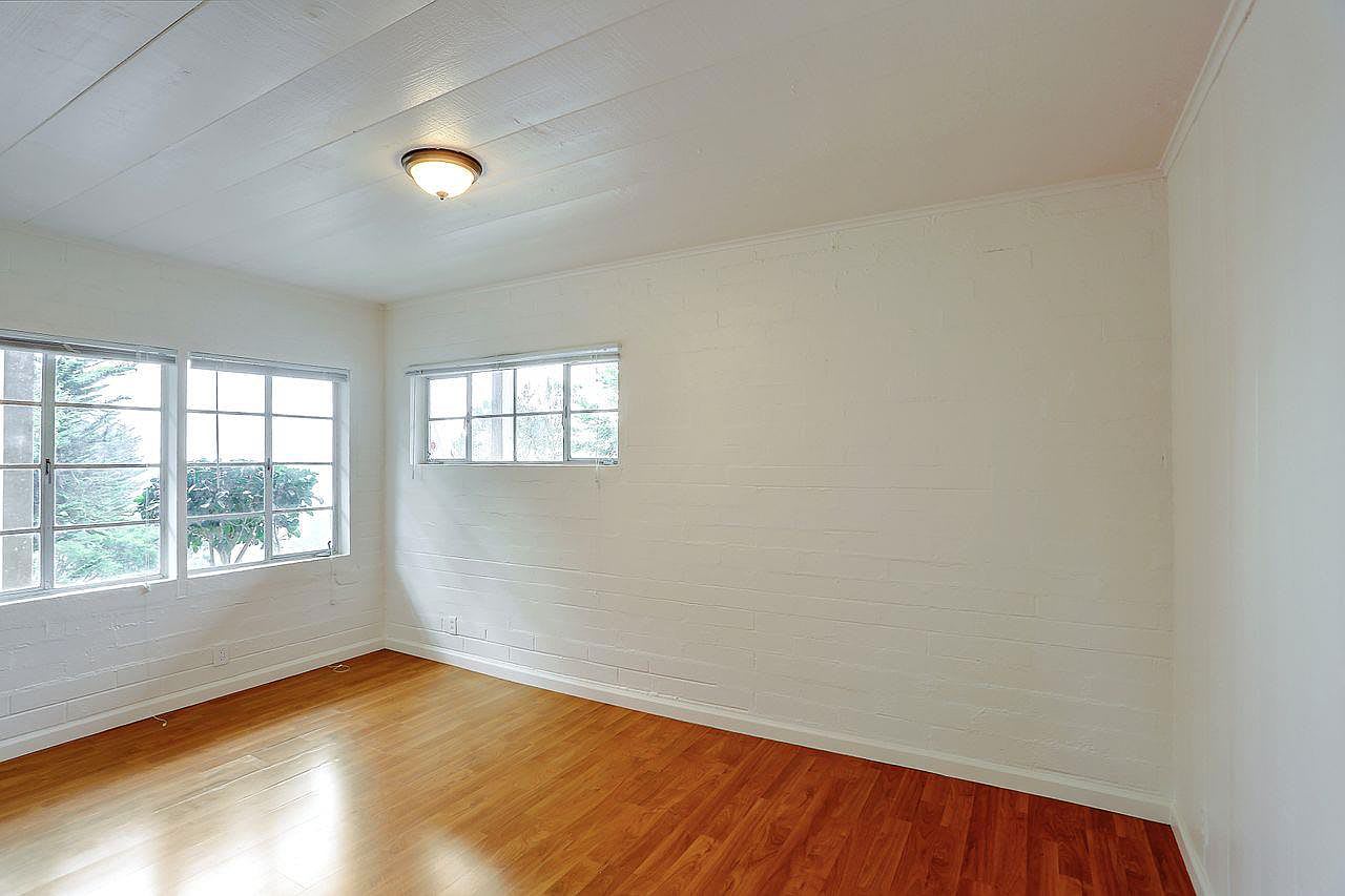 6 Cielo Vista Pl