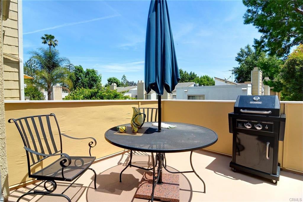 18408 Hatteras St #52