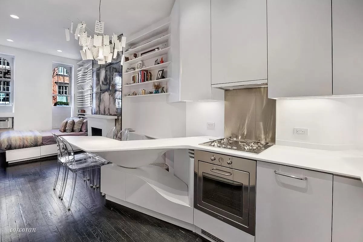 86 Horatio Street Unit: 1
