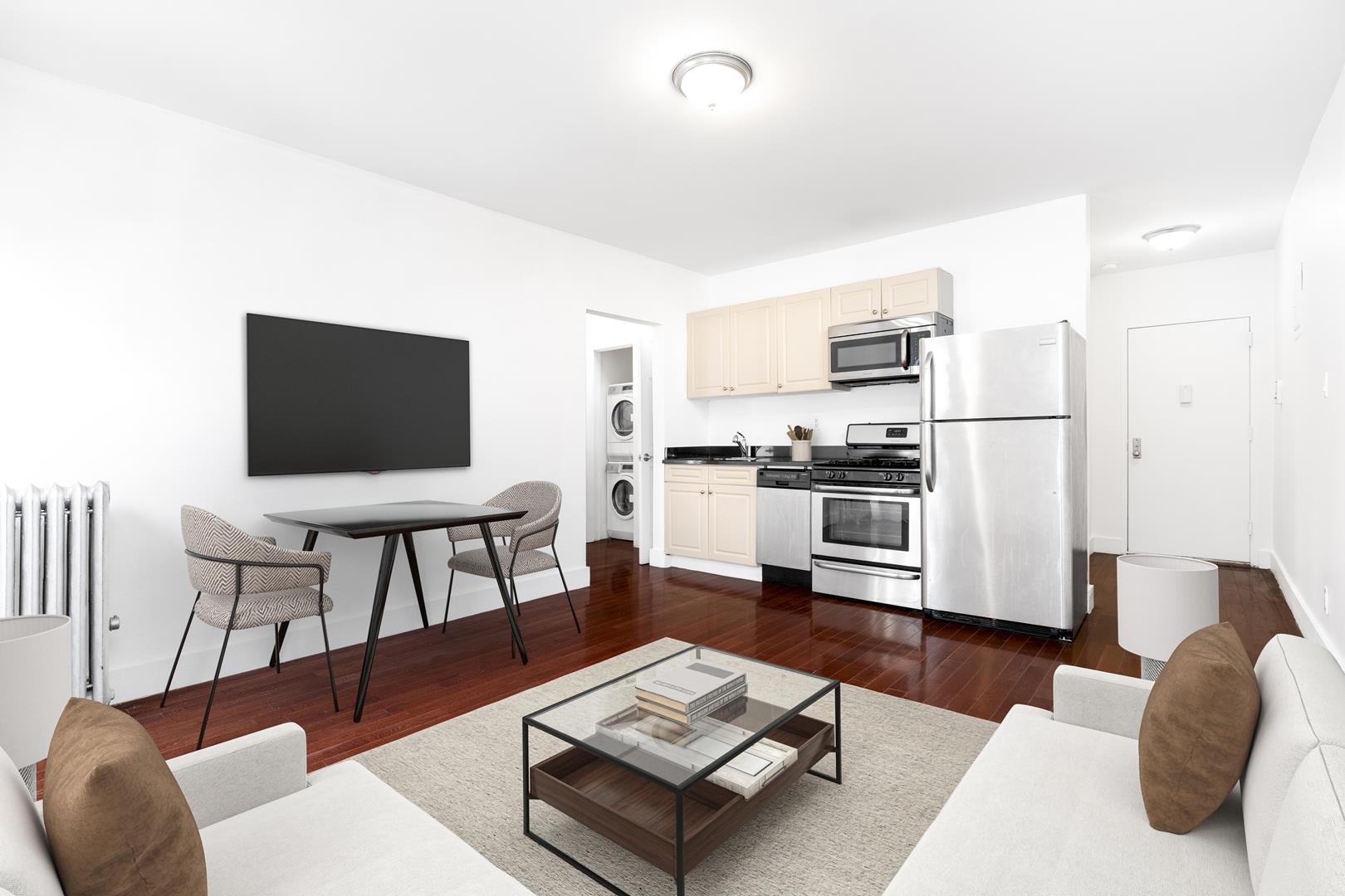 216 Macon Street, Apt 7