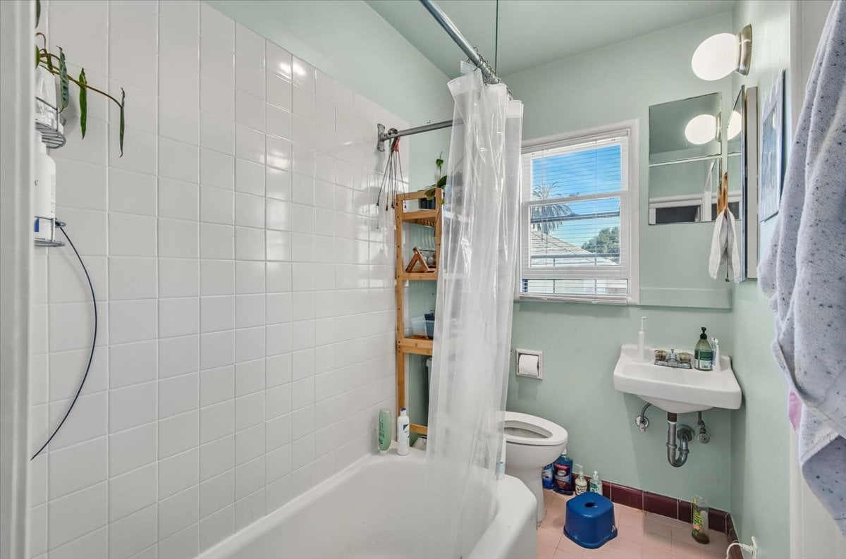 1827 Berkeley Way, Berkeley, CA 94703