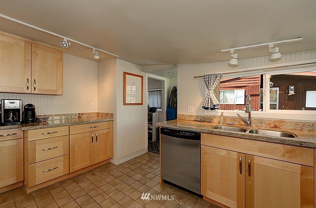 2019 Fairview Ave E #D