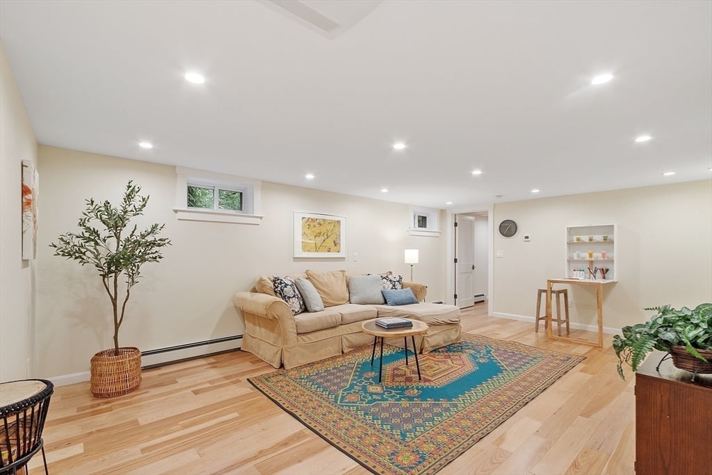 6 North St