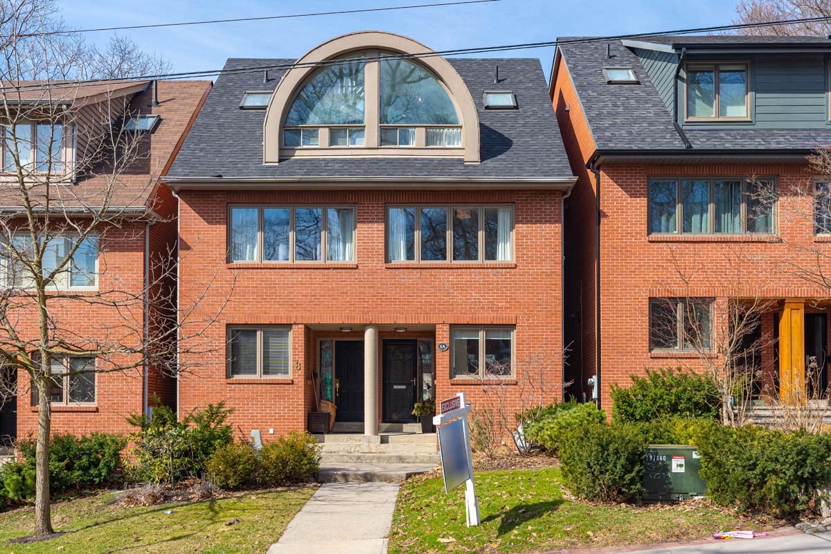 8A Victoria Park Ave
