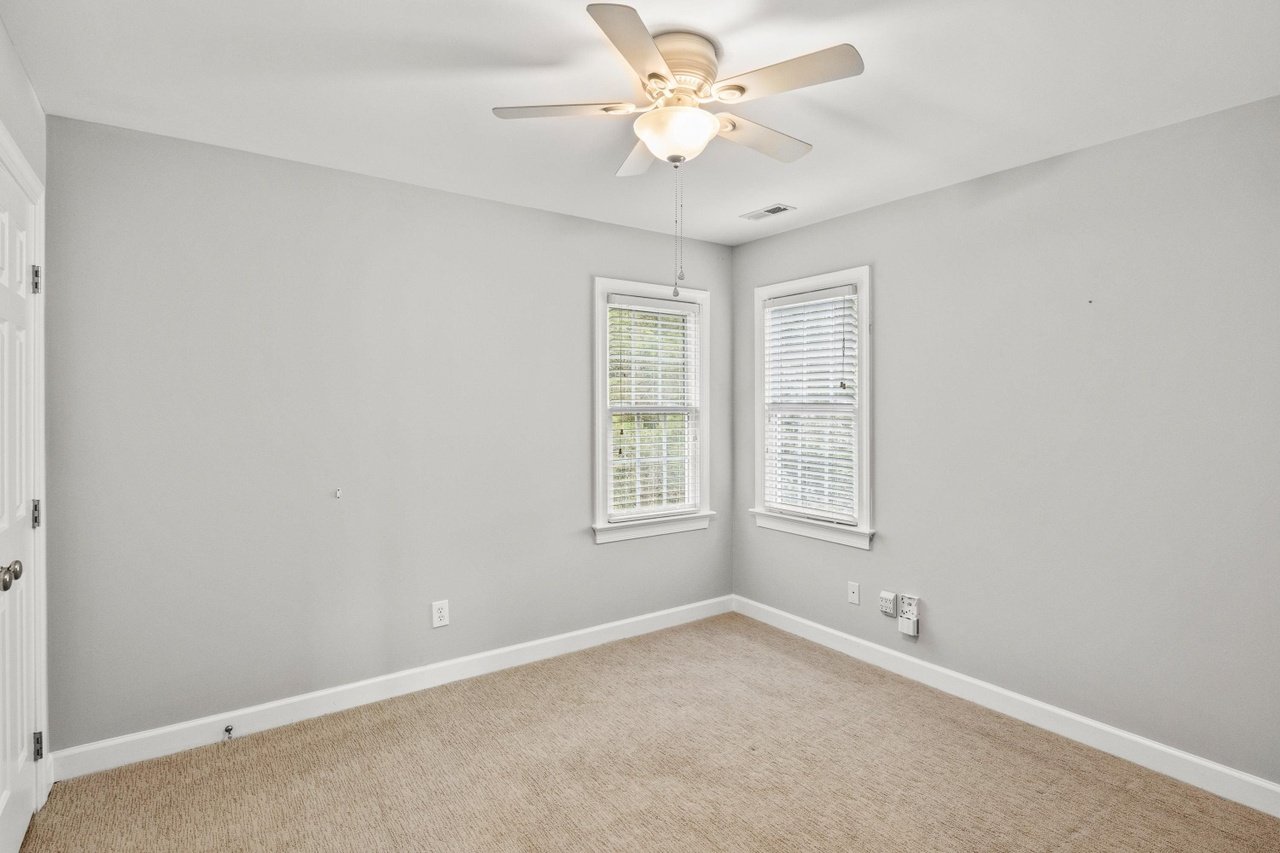 5 Morgans Ridge Ln
