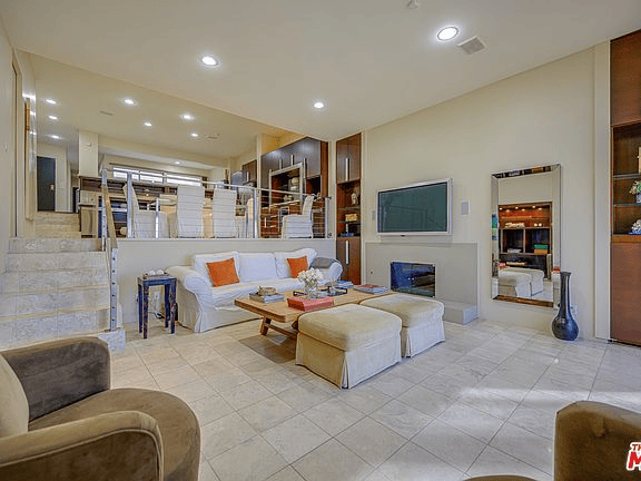 4007 Ocean Front Walk