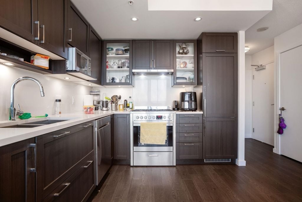 5665 Boundary Rd, #2110
