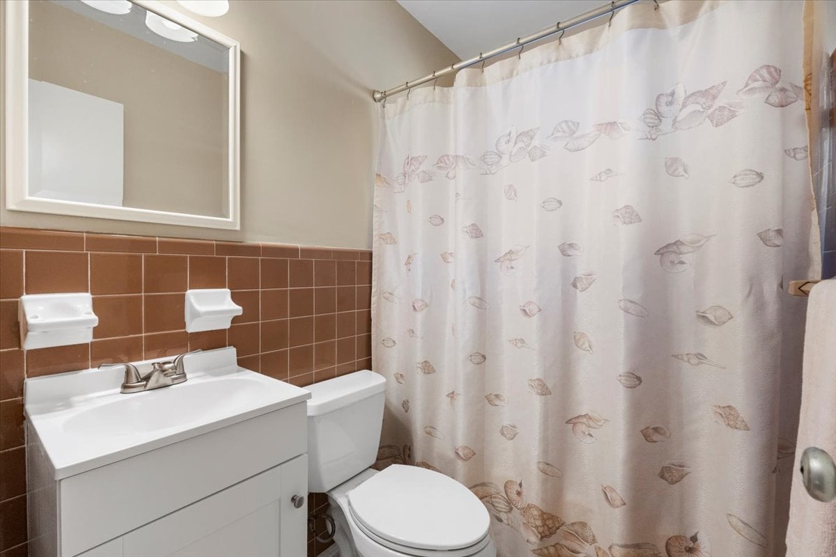 404 NE 11th Ave