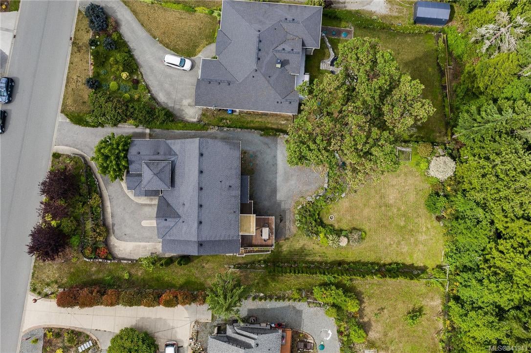 2346 Rozon Rd, Mill Bay