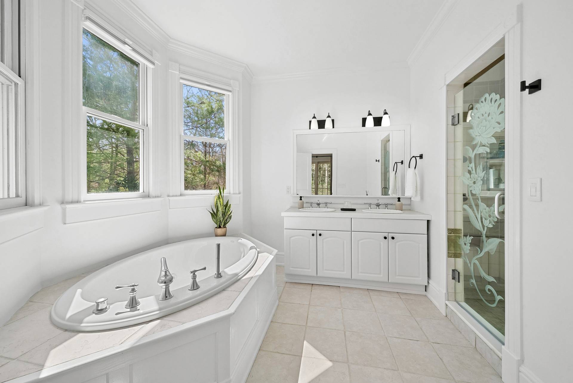 23 Shorewood Drive