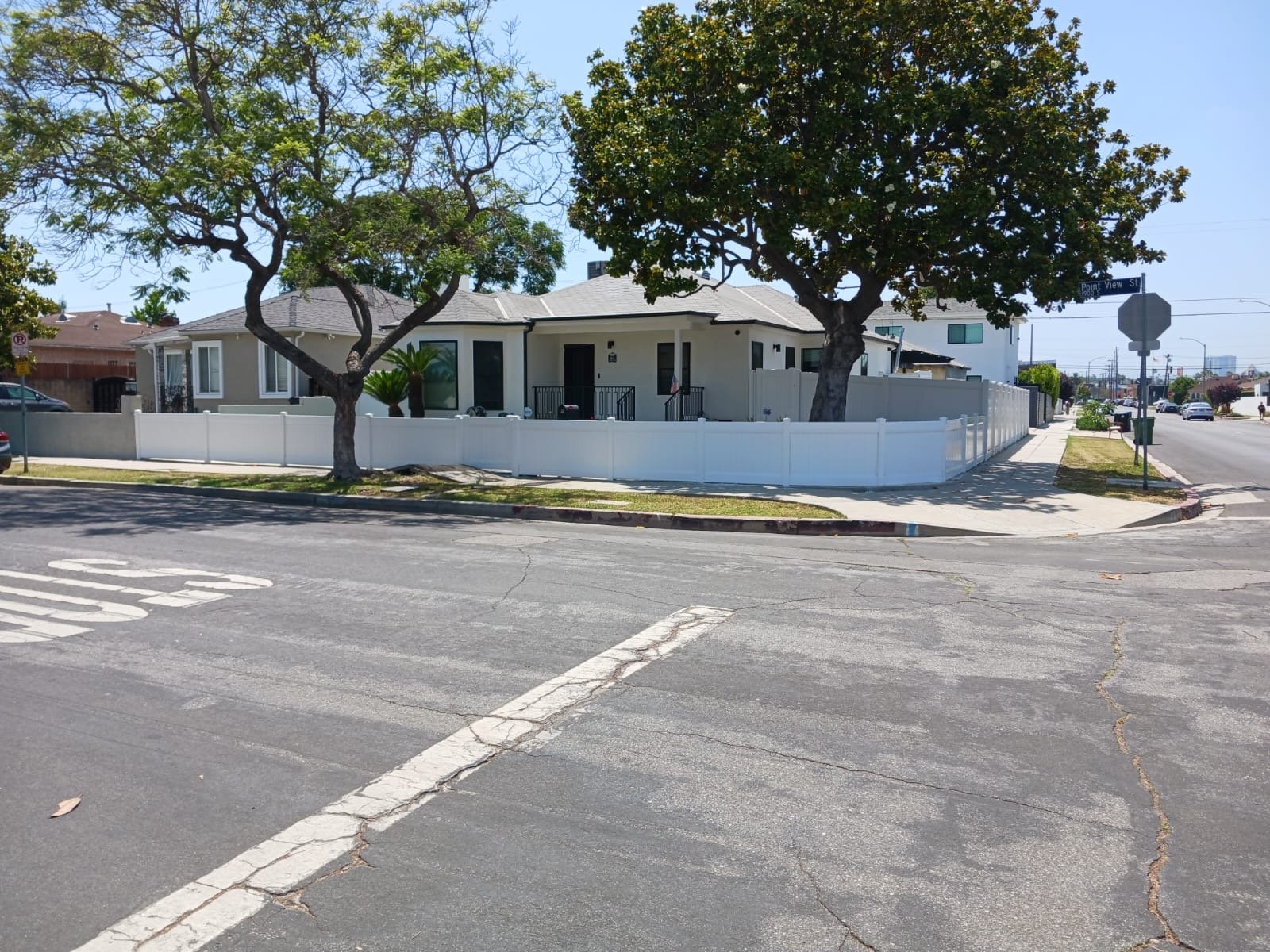 S Point View St,  90034