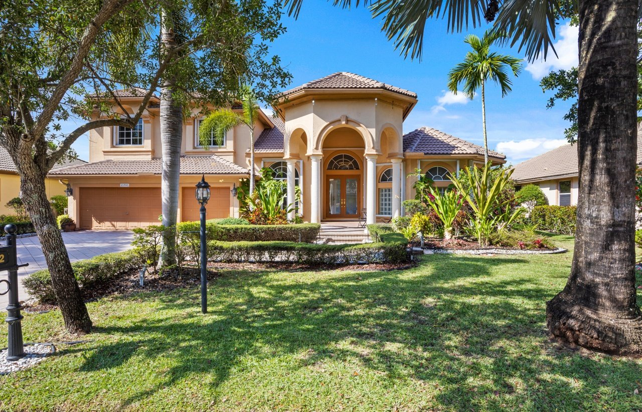 12702 NW 68th Dr