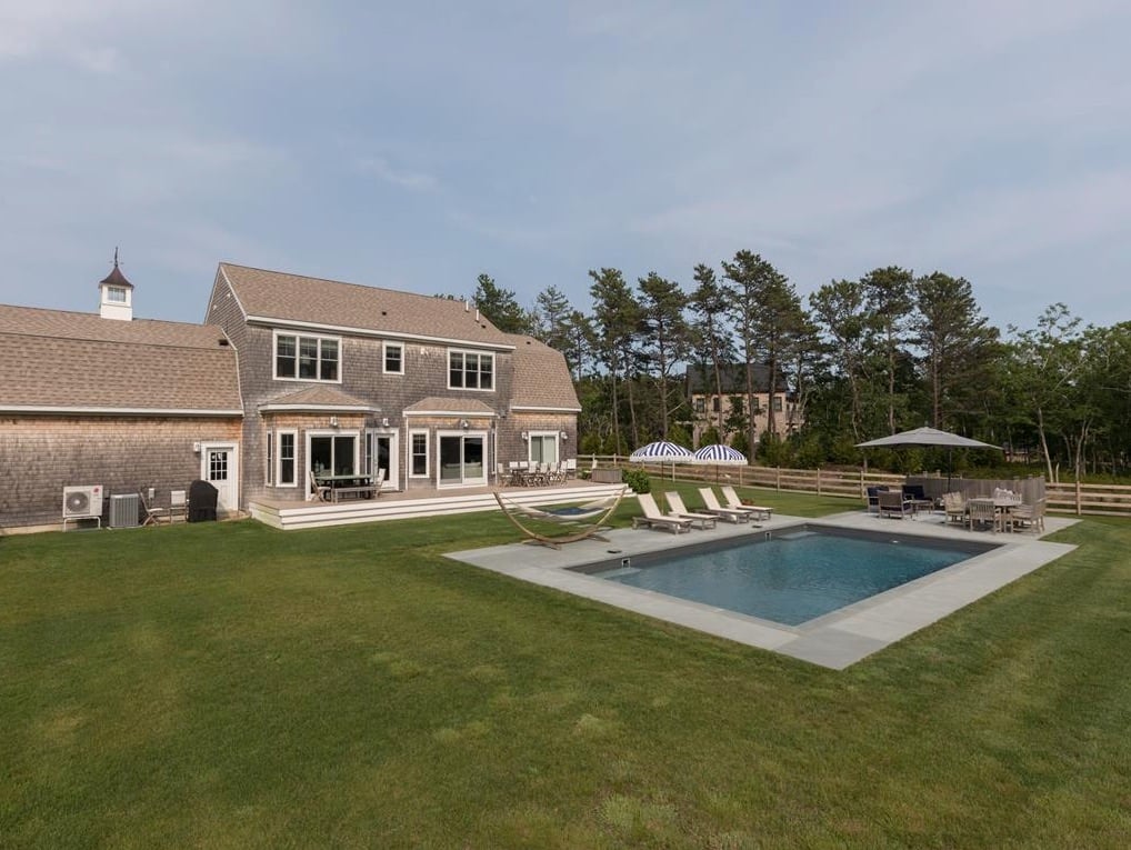 38 Paddock Rd