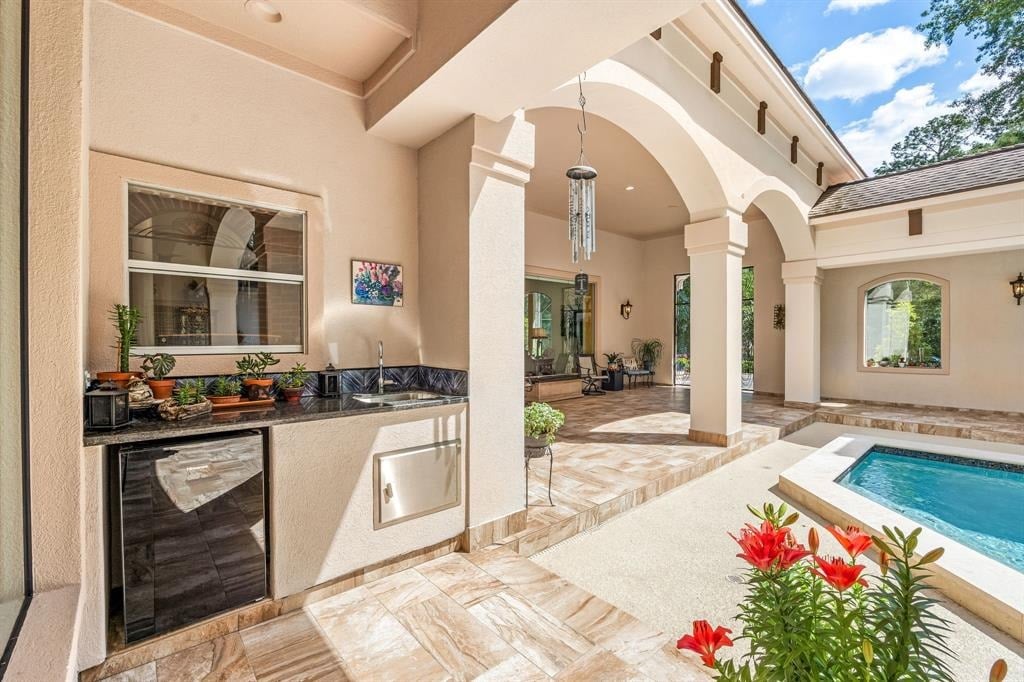10355 Paradise Valley Dr