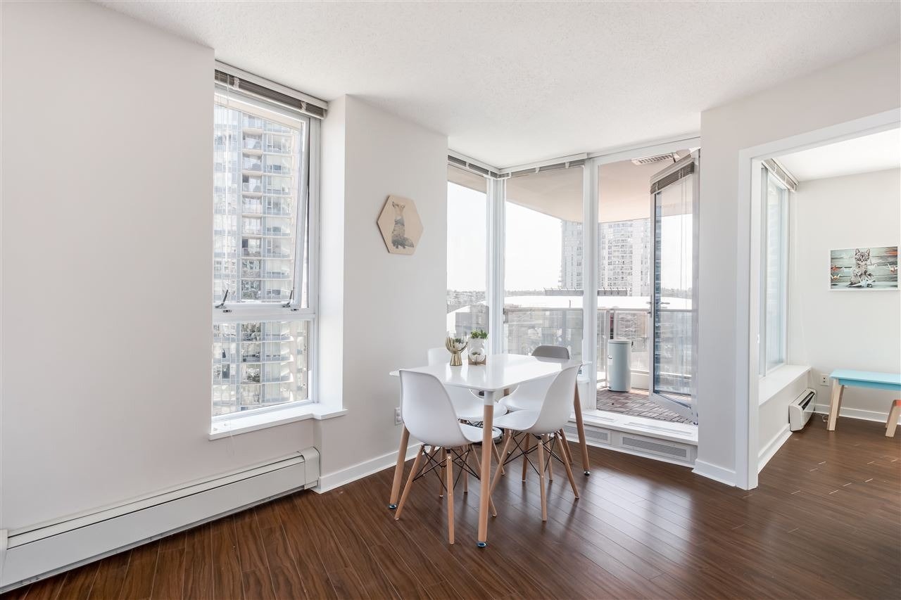 188 Keefer Pl, #1607