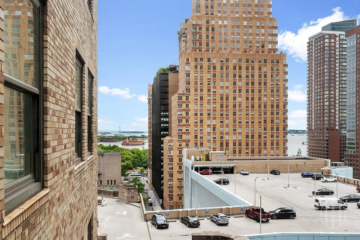 88 Greenwich Street 1215