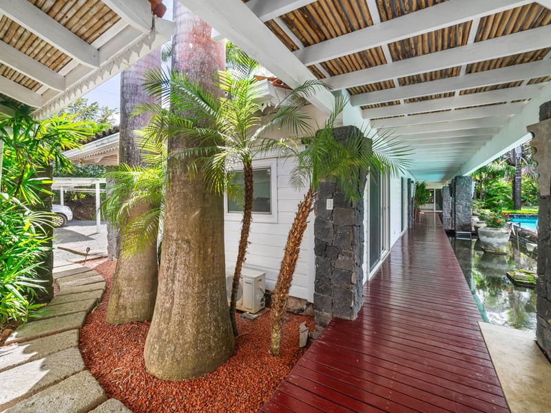 Villa Nacara | Elegant 4BR French-Style Home near Tamarindo