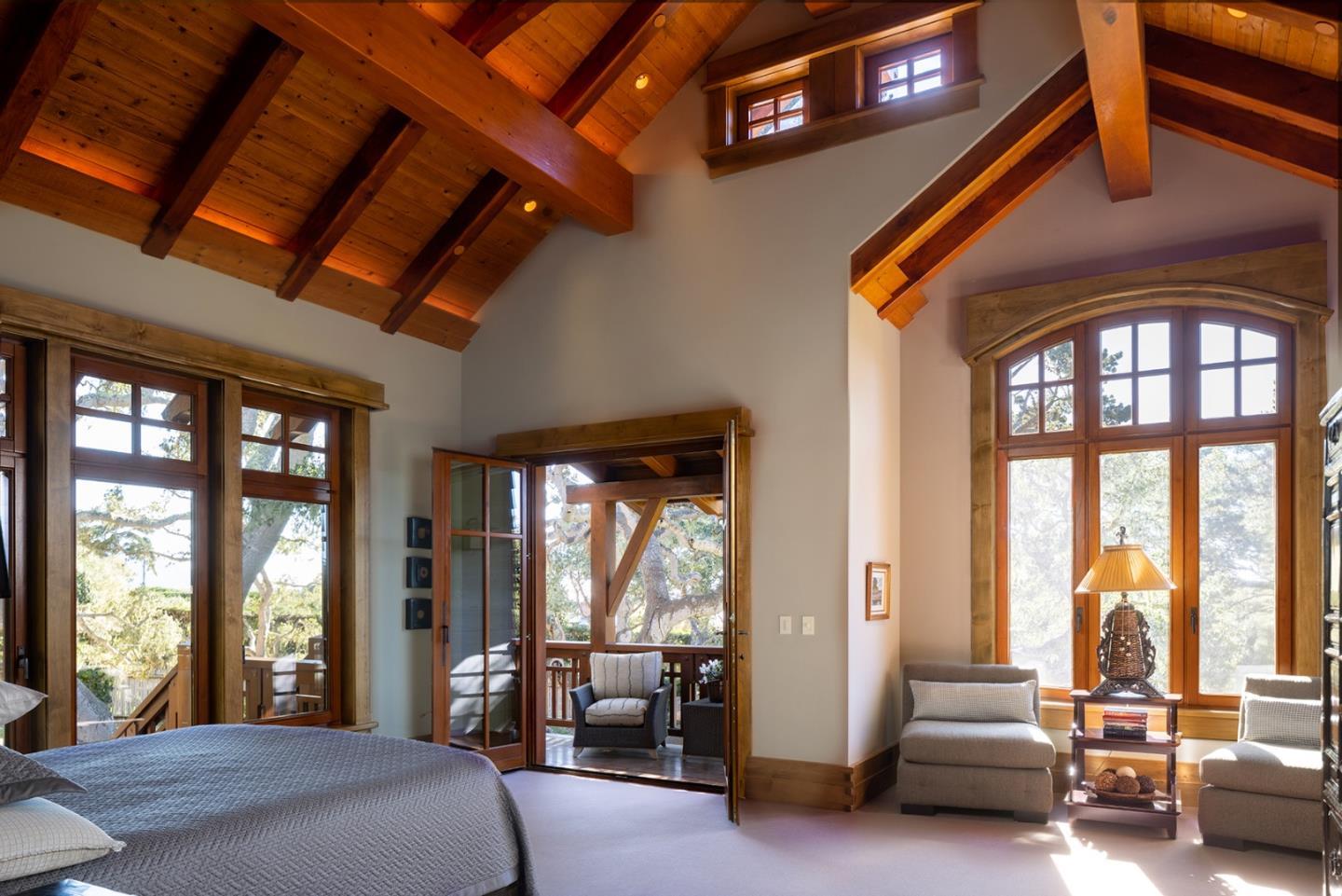 3210 Whitman Lane