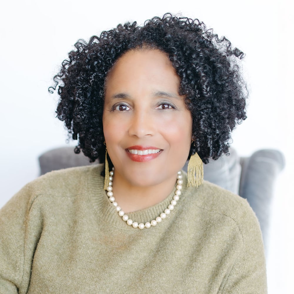 Erica Berry Chapel Hill, NC Real Estate Agent Headshot