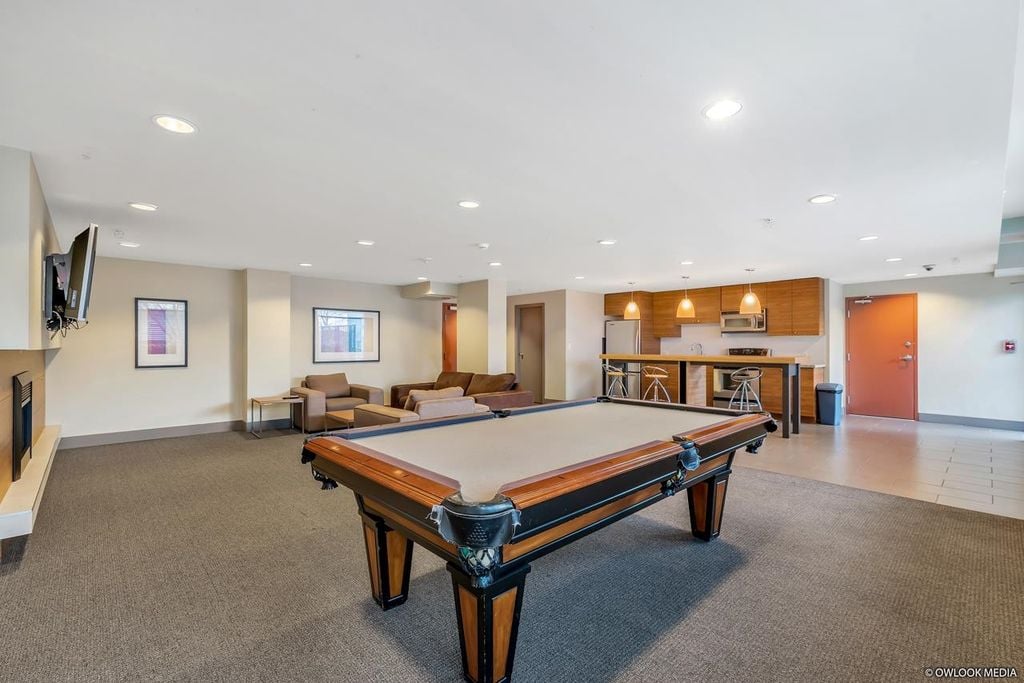 6888 Alderbridge Wy, #1102