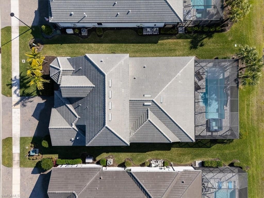 19364 Aqua Shore Dr