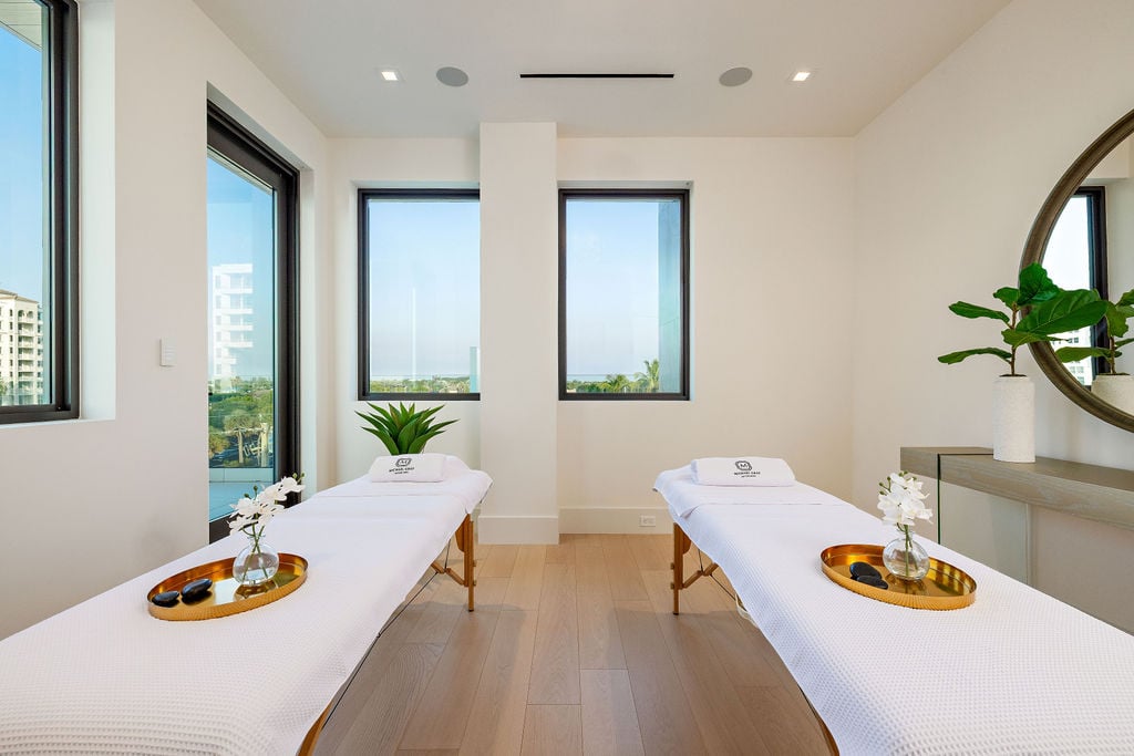 3425 S Ocean Blvd PH401