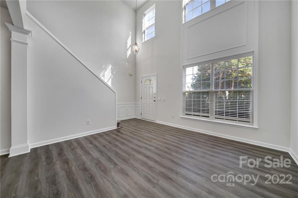 11708 Huxley Rd