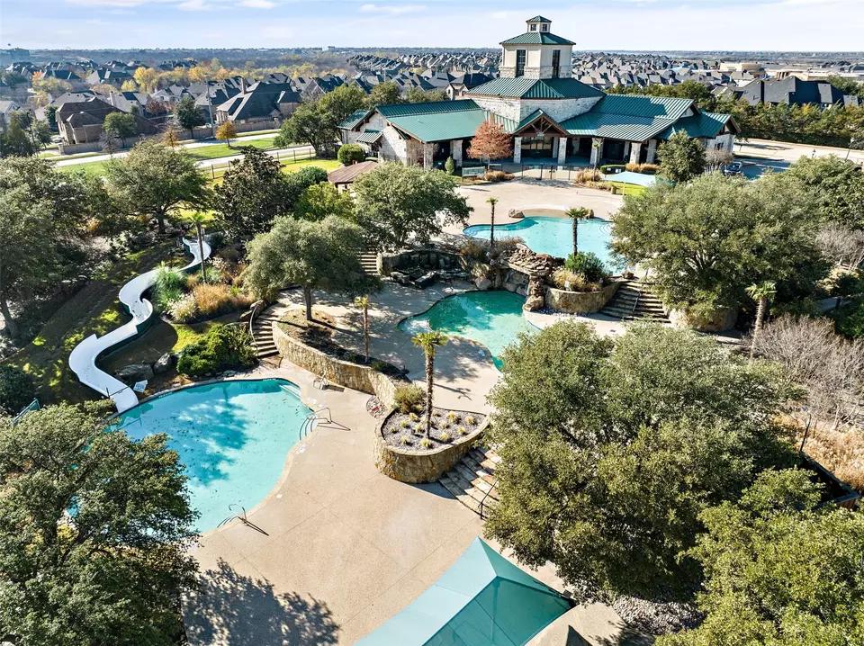 Amenities & Lifestyle