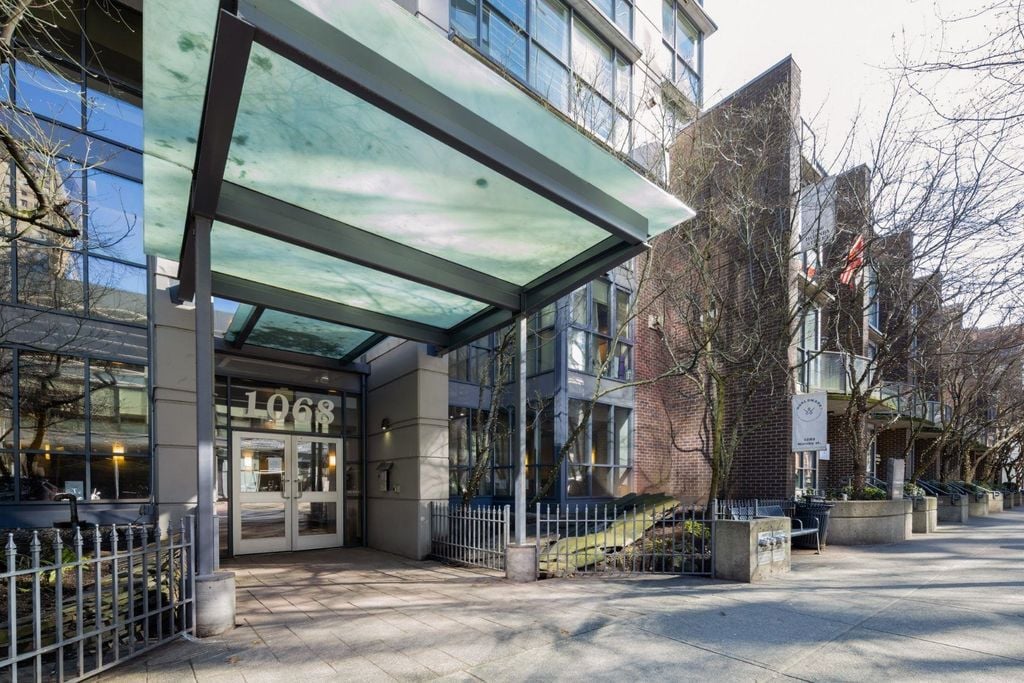1068 Hornby St, #1602