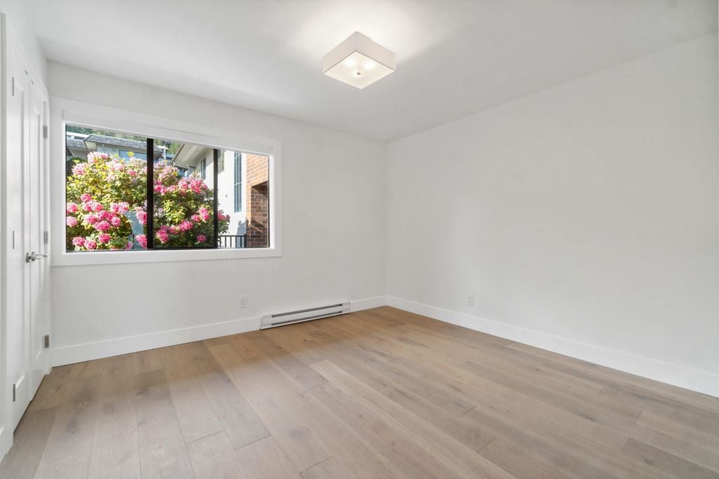 2206 Folkestone Way, #9