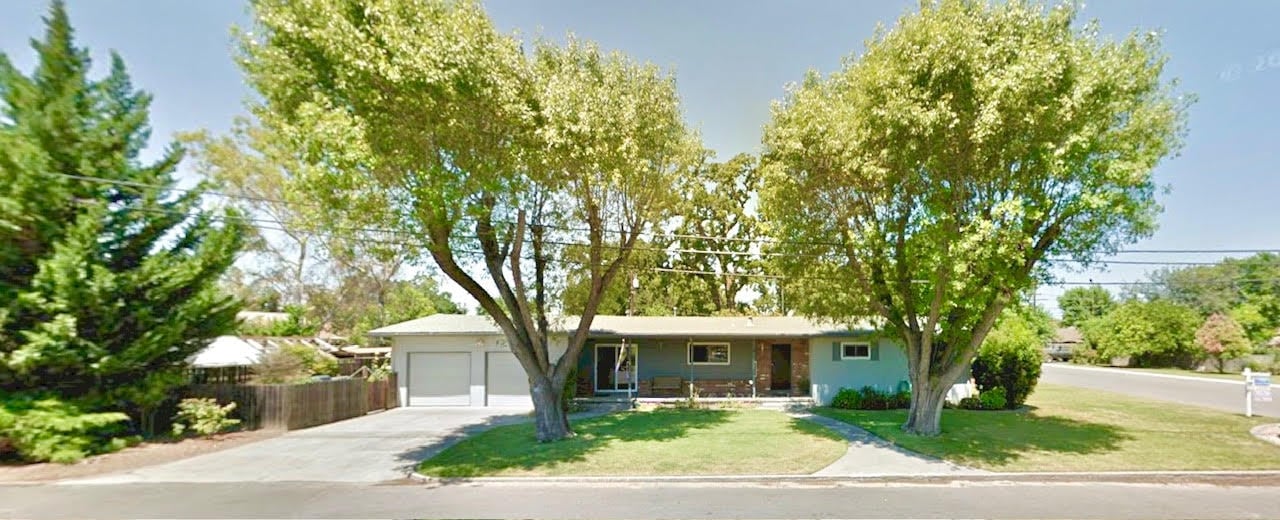 9664 Oak Grove Ave