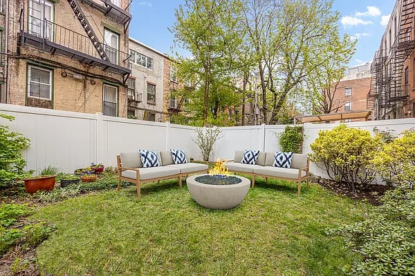 63 Clifton Place #1A