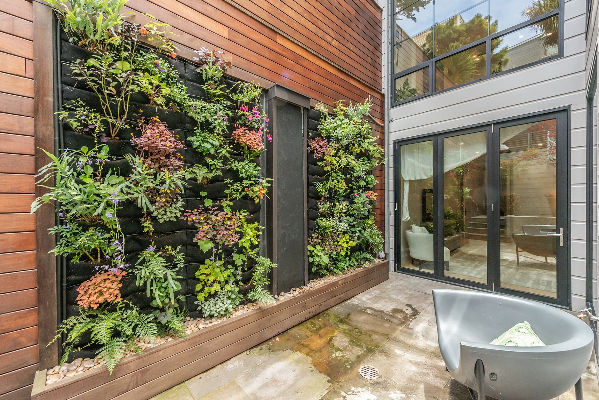 858 Ashbury