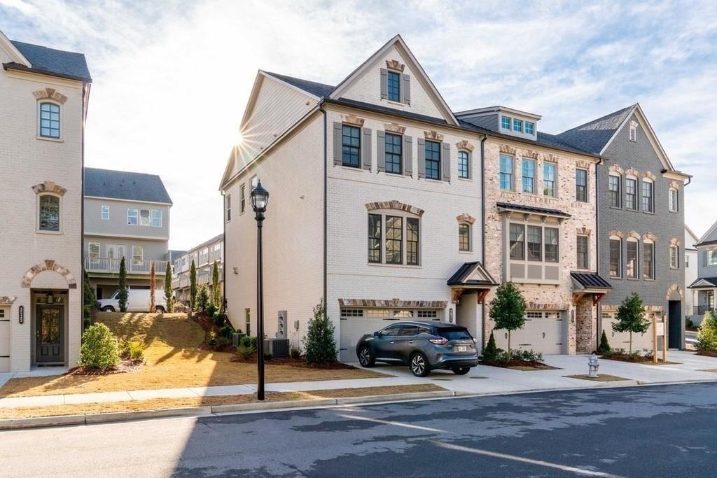 2441 Skyland Way