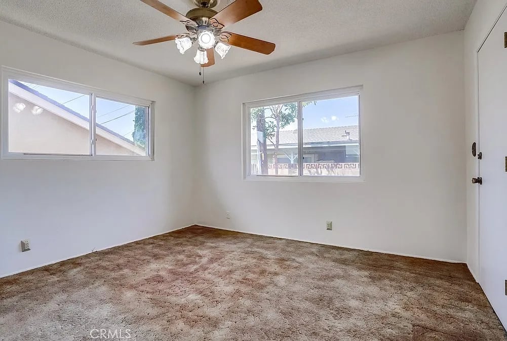 9716 E Camino Real Ave