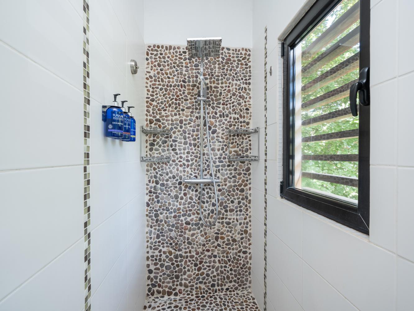 Casa Bosque | Modern 3-Bedroom Villa with Pool in Pacific Residences, Near Tamarindo