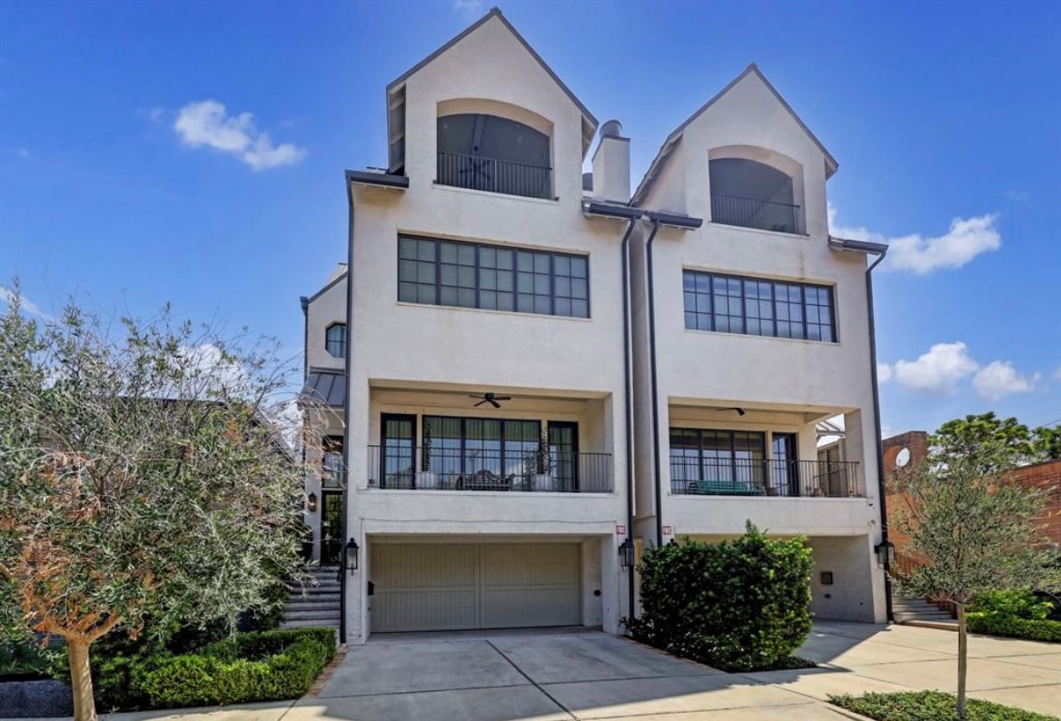 2815 Ferndale