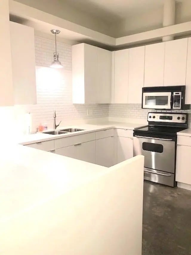 319 Fayetteville St #411