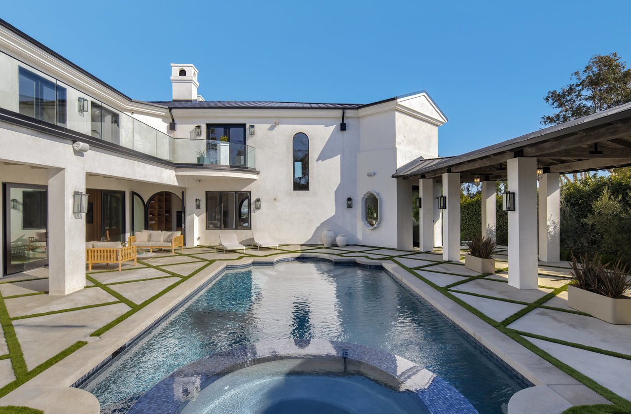 7052 Dume Dr, malibu