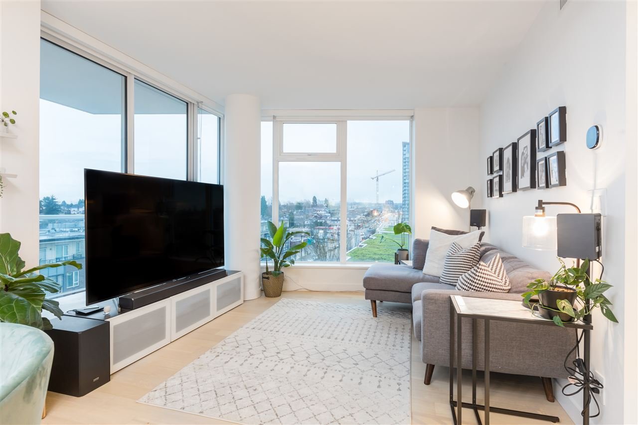 703-2220 Kingsway