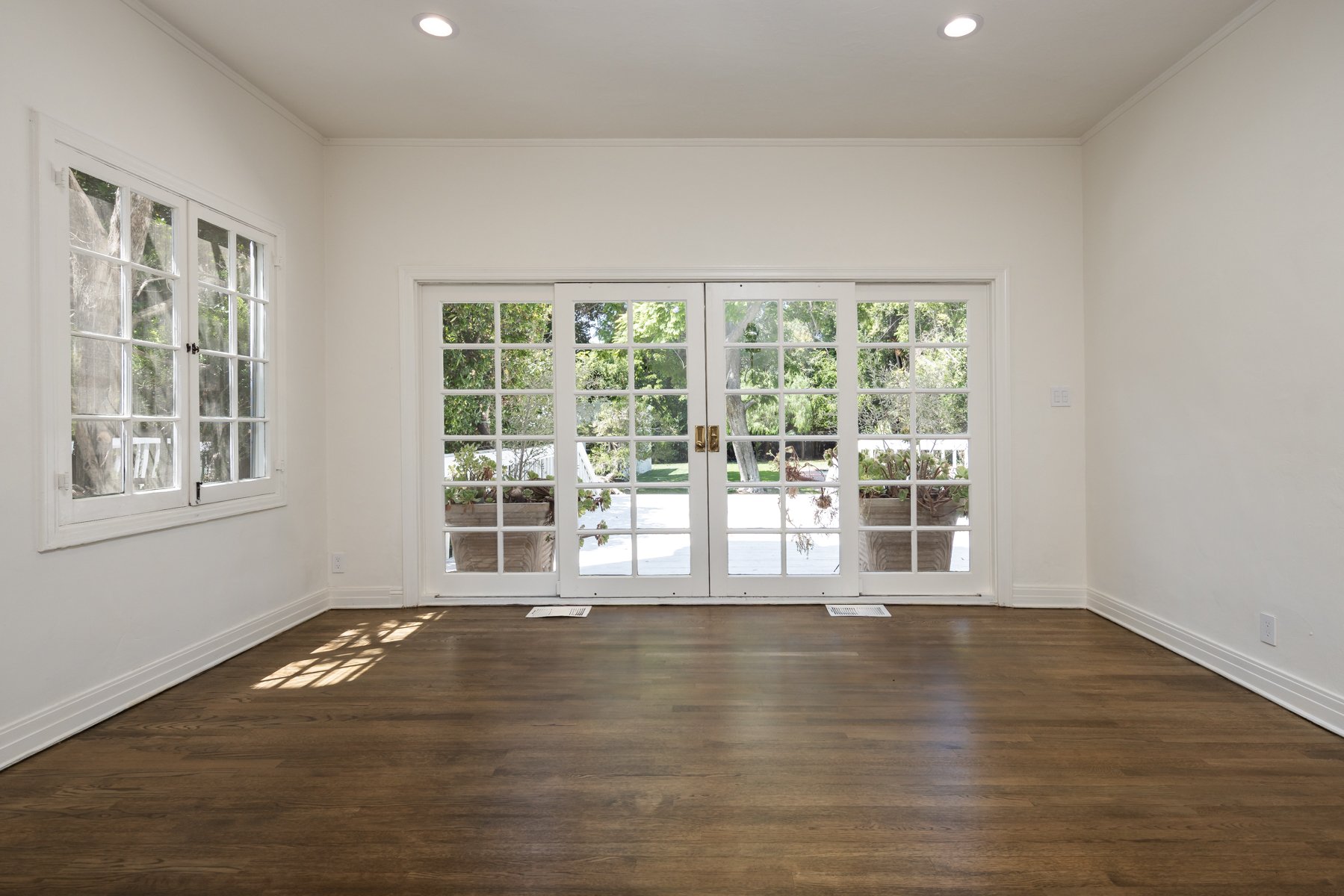 925 N Rexford Dr, Beverly Hills