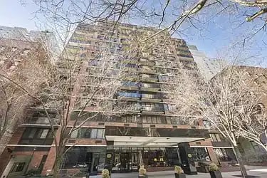 510 East 80th Street Unit: 4F+