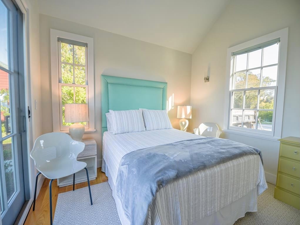 26 Hines Point